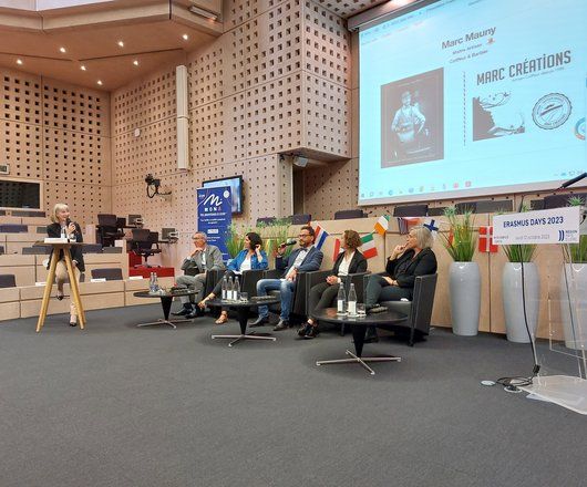 Photo du panel d'intervenants pendant les ErasmusDays